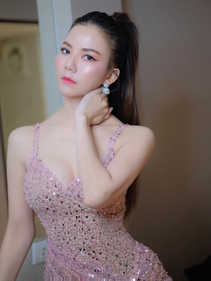 จ๊ะ นงผณี เผยโมเมนต์หวานกับหนุ่มหล่อ หัวใจกลับมาเป็นสีชมพู!