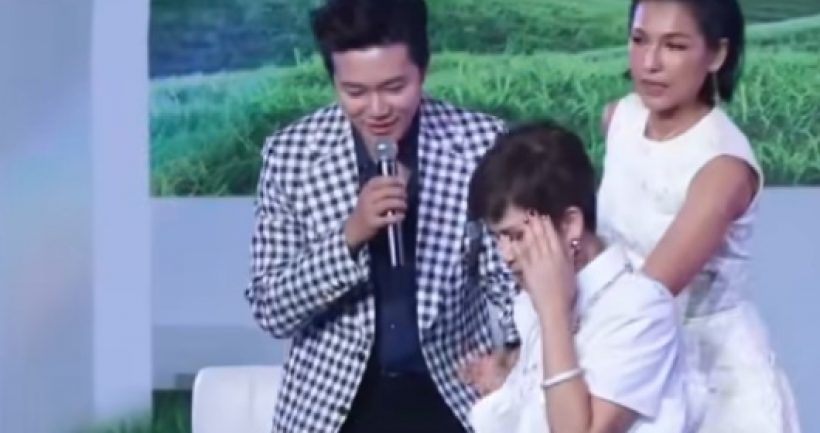 สุดห่วง! นก จริยา เกิดอาการแพนิคกลางงาน จนต้องพาส่ง รพ.