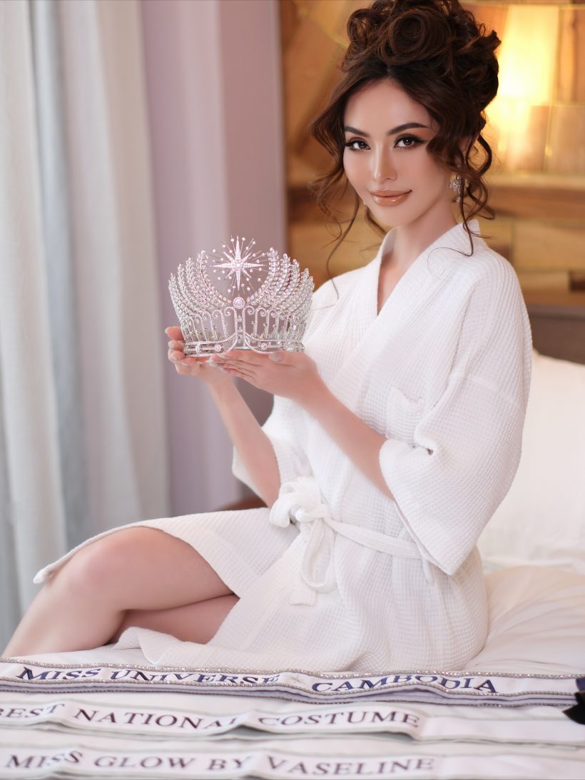 มิสยูนิเวิร์สกัมพูชา ไม่สนกองแม่สั่งเบรกถึงไทยแล้ว บอสณวัฒน์ต้อนรับด้วยตัวเอง!