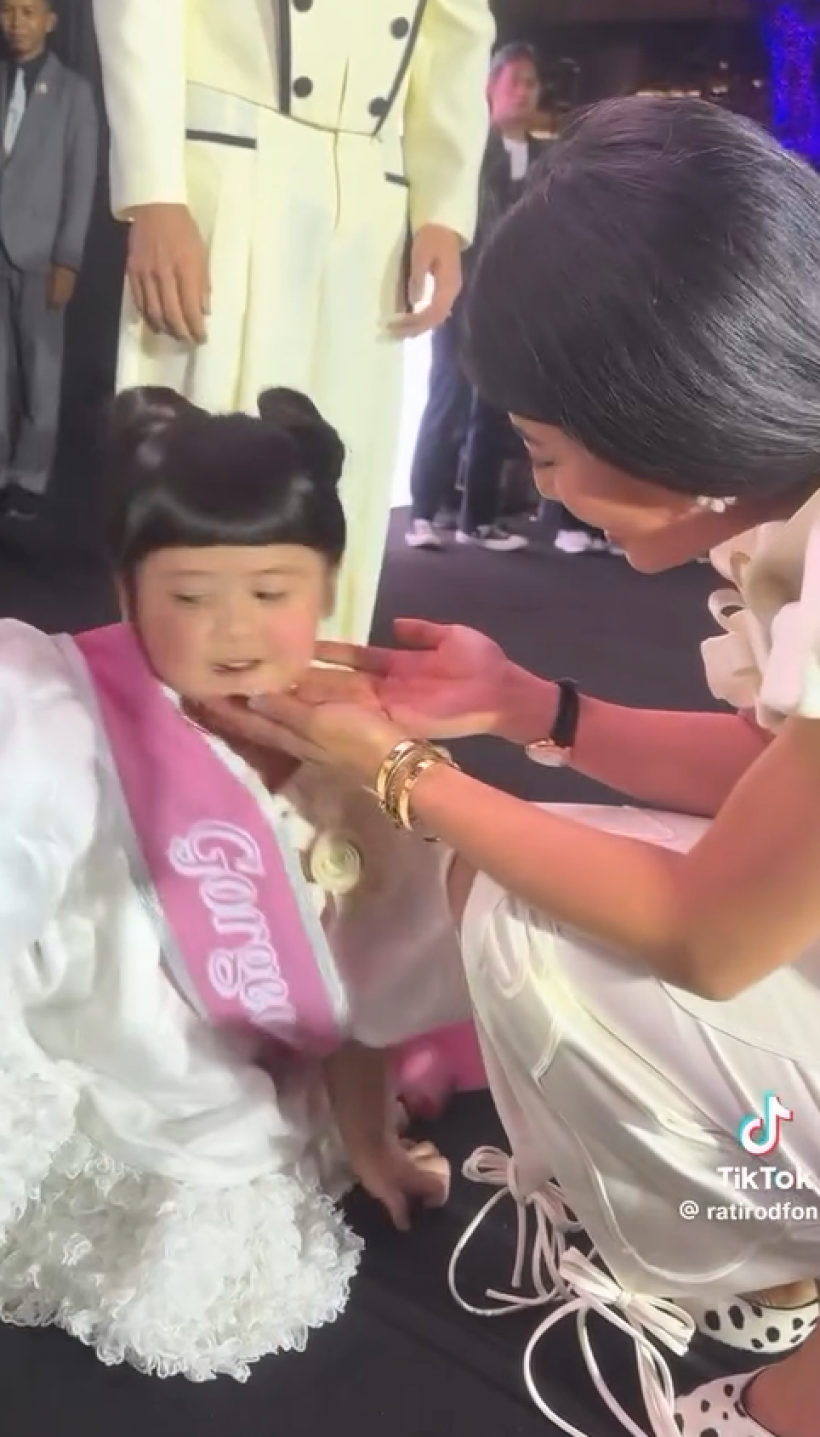 คลิปไวรัล เจ้าฟ้าหญิงฯ เจอน้องเกลครั้งเเรก โมเมนต์นี้น่ารักสุดๆ