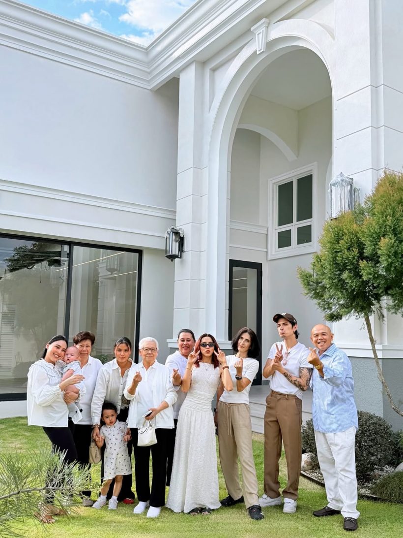 เเฟนๆร่วมยินดี คู่รักดัง สร้างเรือนหอในฝันเสร็จเเล้ว