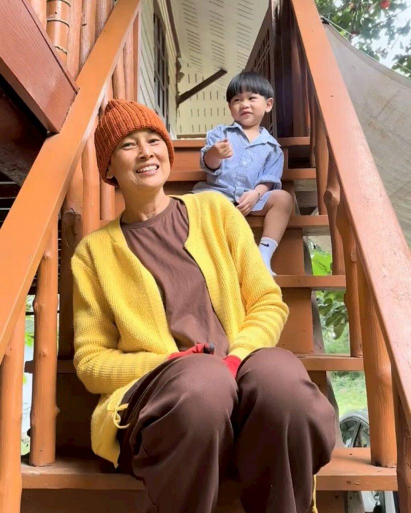 เปิดภาพล่าสุด อดีตนักร้องดัง ตัดสินใจละทางโลกหันสู่สายธรรม