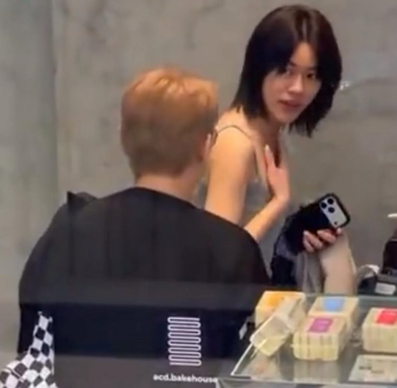 หลอนเวอร์ดาราสาวผวาหนัก เจอซาแซงจ้องหน้า!