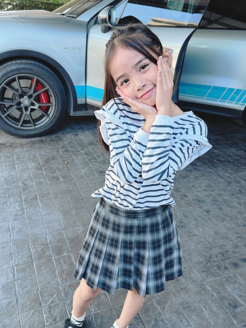 ปิดเทอมแล้ว!  ลูกสาวดาราดัง ขอไปอยู่กับพ่อที่เชียงใหม่