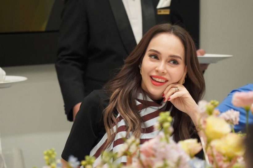 เป็นเกียรติมาก! นัท มีเรีย เผยค่าตัวร้องเพลงที่บ้านมาดามแป้ง