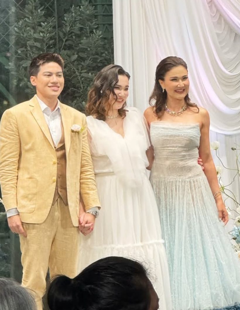 ชาวเน็ตจับผิด ภาพวิวาห์เธอคนนี้ ท้องก่อนแต่ง หรือเปล่า?