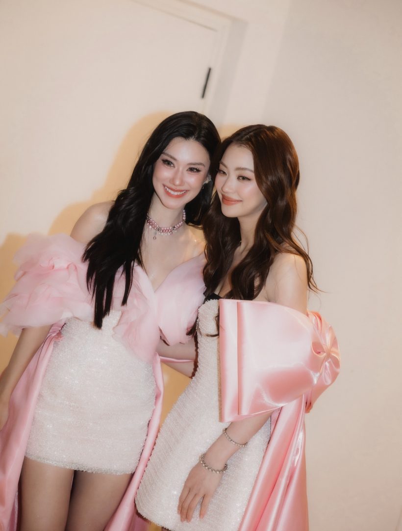 ทำสำเร็จ! คู่จิ้นGL สานฝันมุ่งสู่ปารีสแฟชั่นวีค