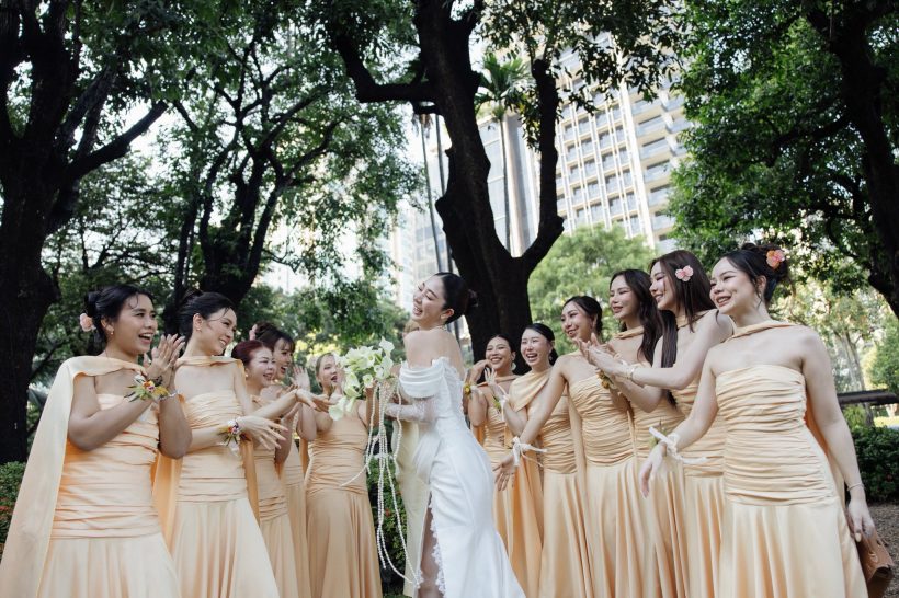 สาวสวยชื่อดัง เข้าพิธีวิวาห์แล้ว เพื่อนๆมีน้ำตาซึมทั้งงาน