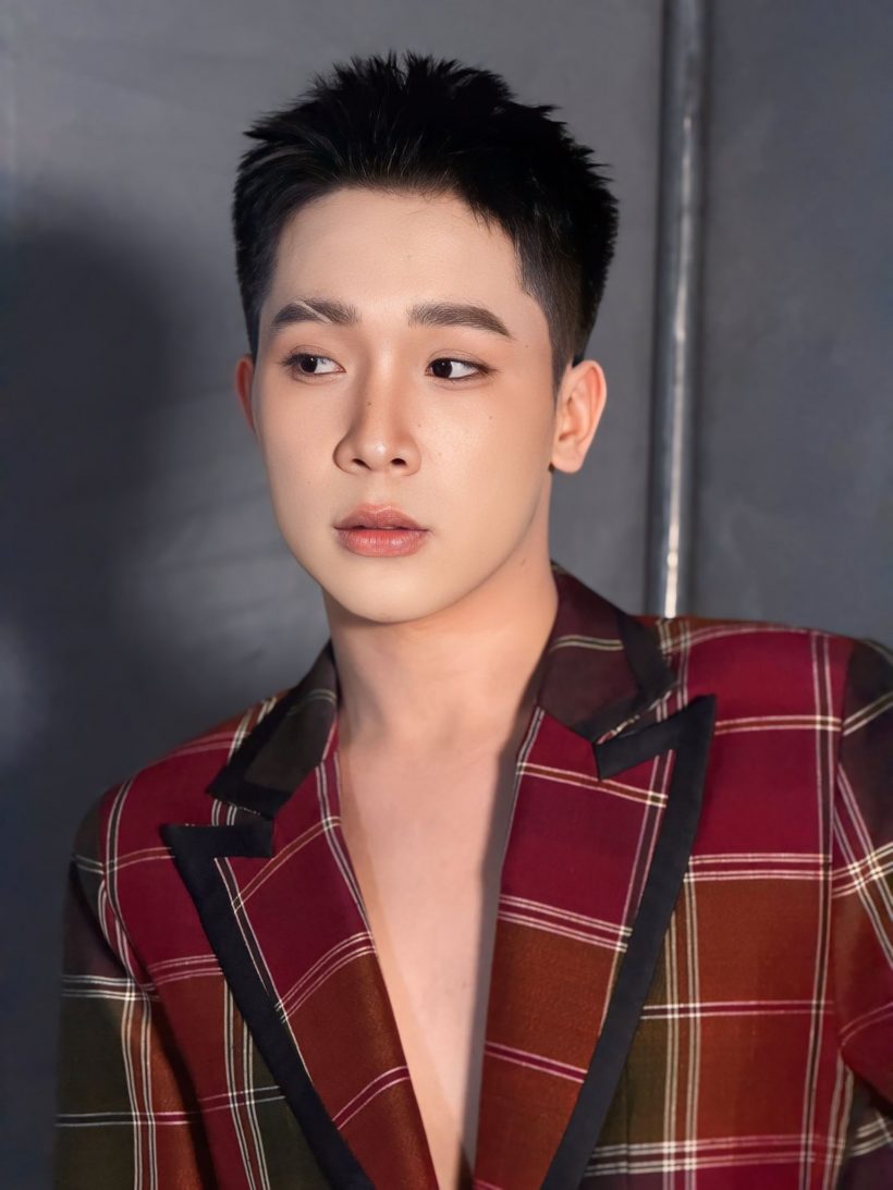 อุ๊ย! ดาราหนุ่มดัง ถูกเม้าท์ ไม่เปิดตัวแฟนเพราะเป็นเกย์ใช่ไหม