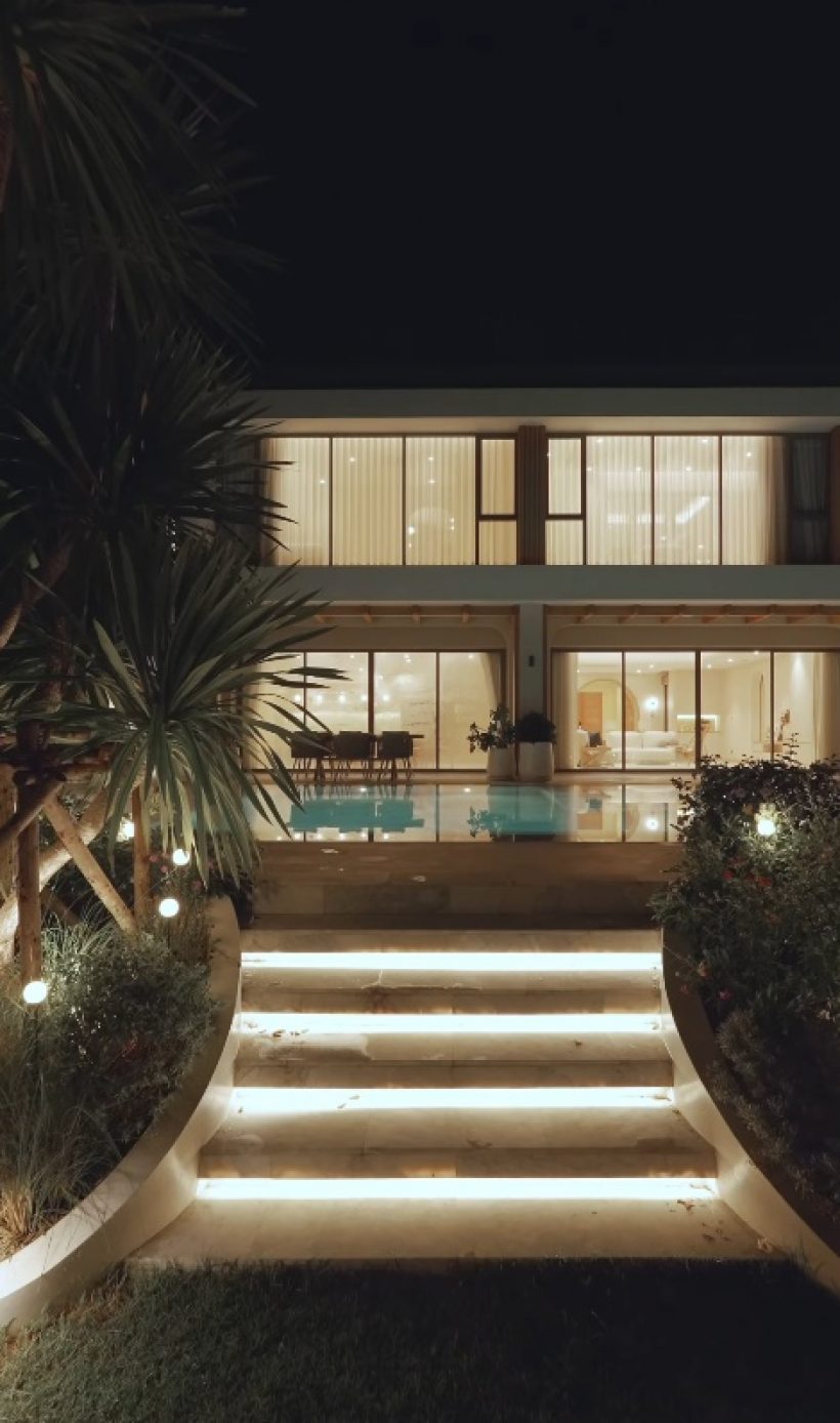 ส่องบ้านหรูยามดึก ก้อย-ตูน อลังการตาแตกทุกตารางนิ้ว