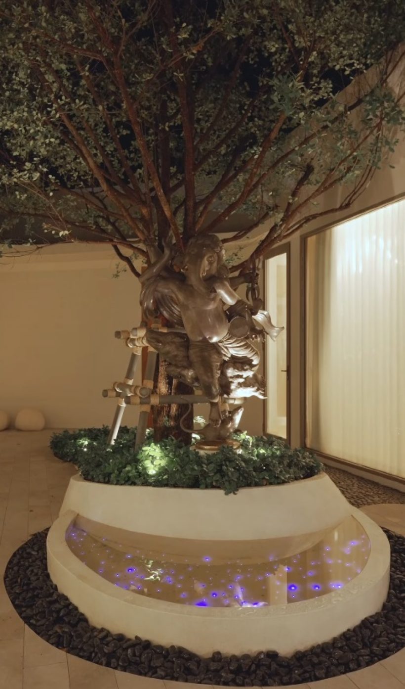 ส่องบ้านหรูยามดึก ก้อย-ตูน อลังการตาแตกทุกตารางนิ้ว