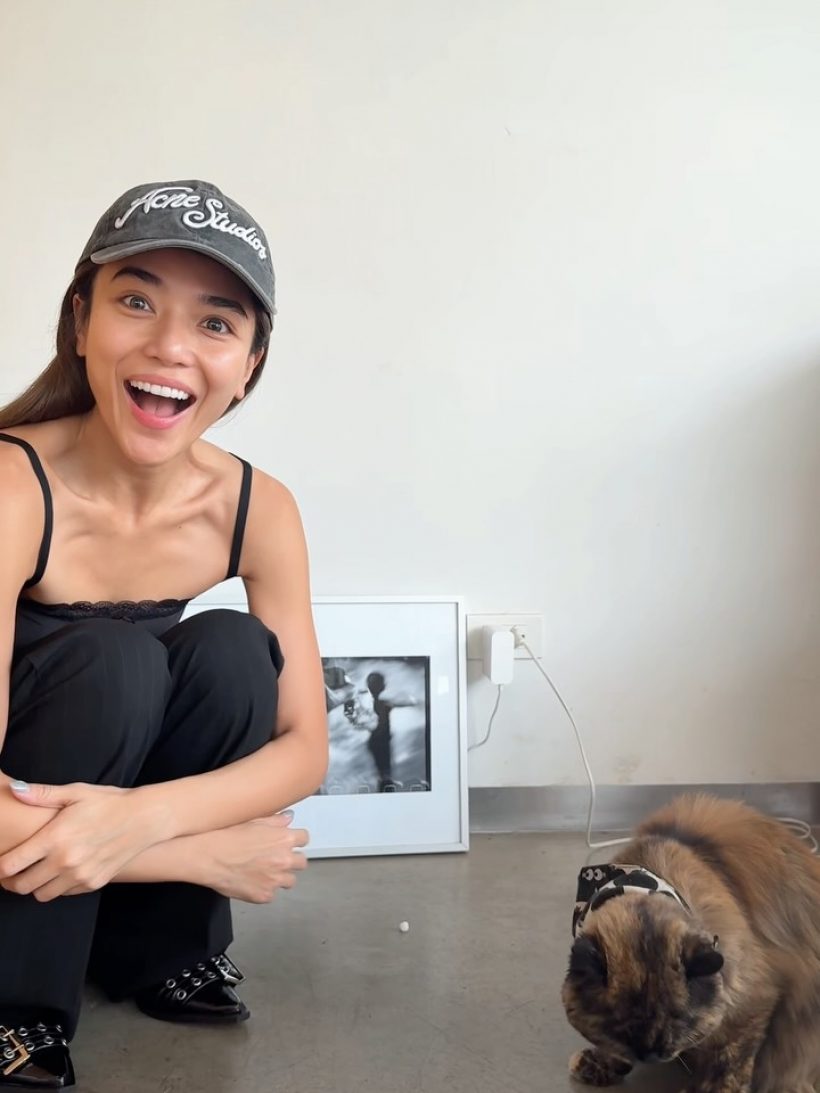 ไม่เคยมีใครเห็นแน่นอน! รูปหน้าหลุด เลดี้ปราง แต่ละช็อตมีอึ้ง