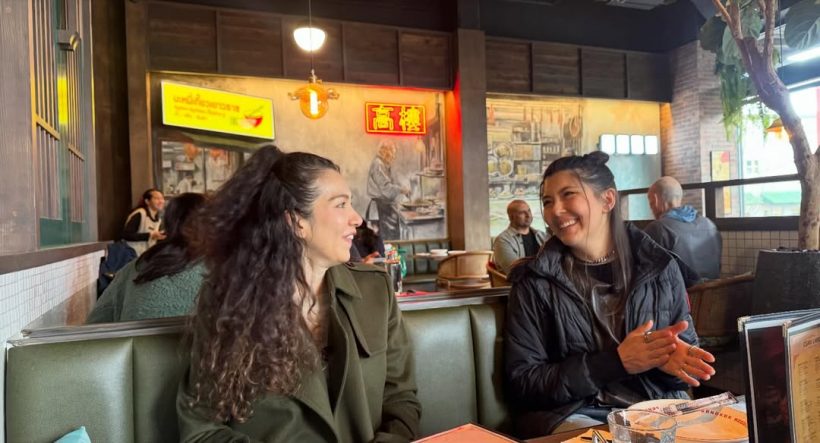 ส่องชีวิต เจนนี่ 2002 ราตรี ธุรกิจที่อเมริกากำลังไปได้สวย