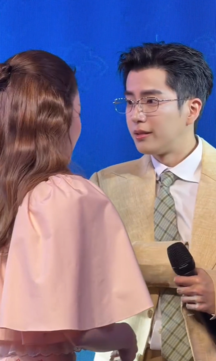 โอ้โห! เเอฟ-นนกุล สร้างปรากฏการณ์ รับงานคู่ทำเมืองจีนเเตก!