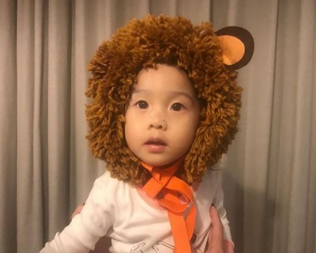 เมื่อ “เป่าเปา” ชอบดู Lion king จึงอ้อนป้าแบบนี้!!? (มีคลิป)