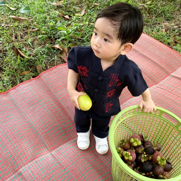 คุณแม่ “เนย โชติกา” ถึงกับสงสัย! เมื่อได้ยิน  “น้องอคิณ”  พร่ำเรียกแต่สิ่งนี้