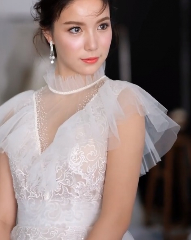 สวย-หวาน มุก วรนิษฐ์ ถ่ายเเบบชุดเจ้าสาว สวยสะกดออร่าเตะตา