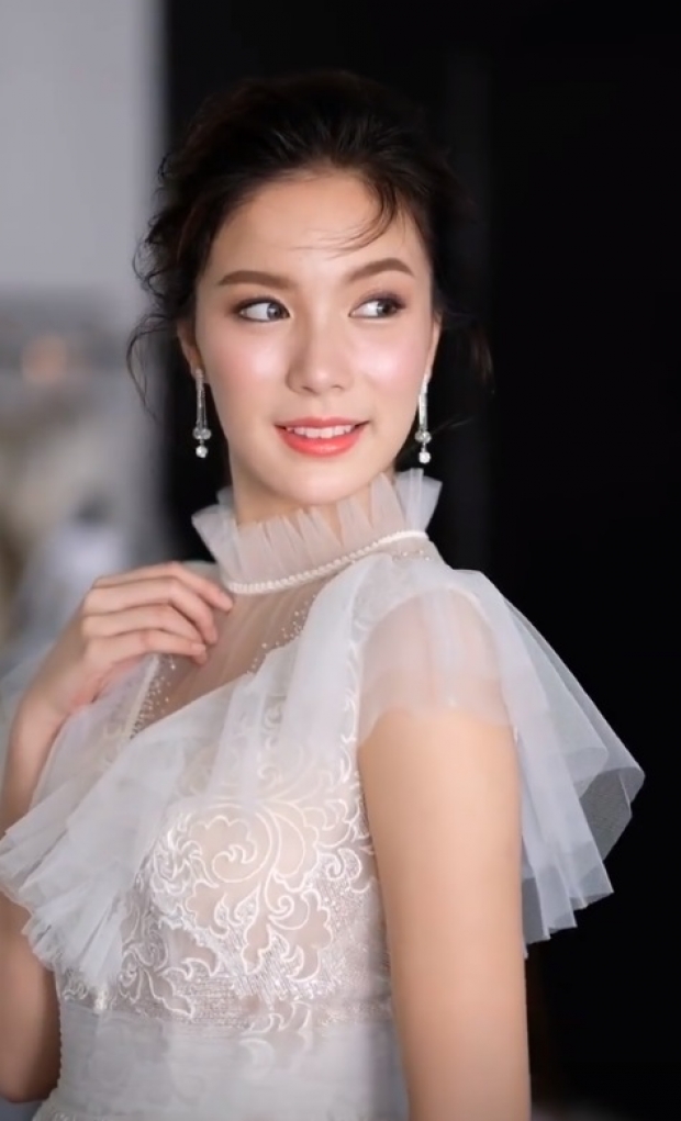 สวย-หวาน มุก วรนิษฐ์ ถ่ายเเบบชุดเจ้าสาว สวยสะกดออร่าเตะตา