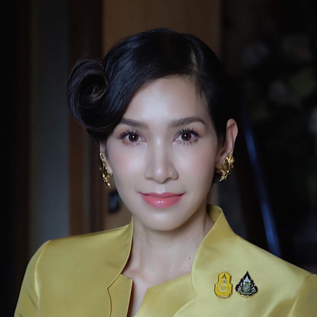 สวยสง่า! นุสบา เคียงข้างสามี ร่วมงานประชุมสุดยอดผู้นำอาเซียน 