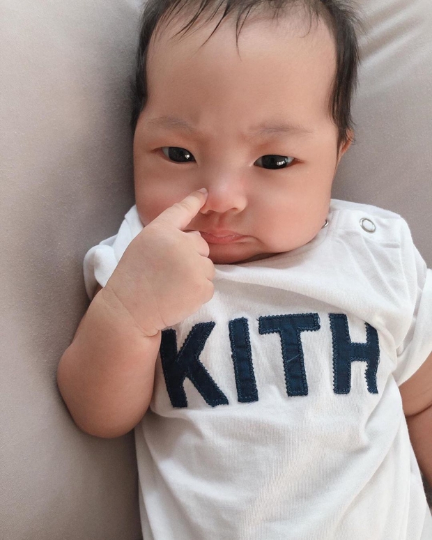 เปิดภาพน้องโนล่า ลูกสาวเจนี่ มิกกี้ ในวัย 1 เดือนน่ารักจน นานา ไรบีนาหลงหนัก 