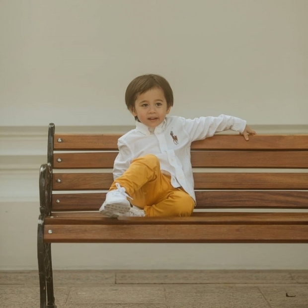 ไปดูความน่ารัก  สายฟ้า-พายุ ในโหมดเรียบร้อยอ่อนน้อม เมื่อเจอหลวงพ่อ