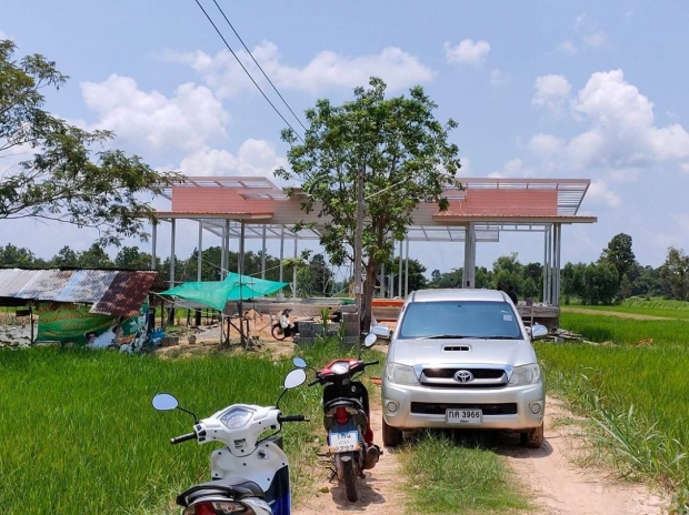 สุดยอดกตัญญู ไผ่ พงศธร จัดให้ ทุ่มเงินสร้างบ้านนาให้แม่ 