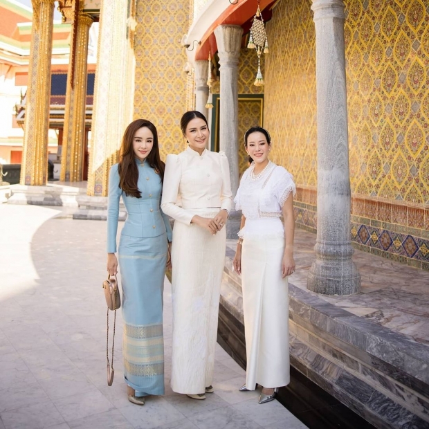 กระแต ศุภักษร สวยสง่า ในวัย 38 ปี จูงมือครอบครัว ทำบุญวันเกิดสุดอบอุ่น