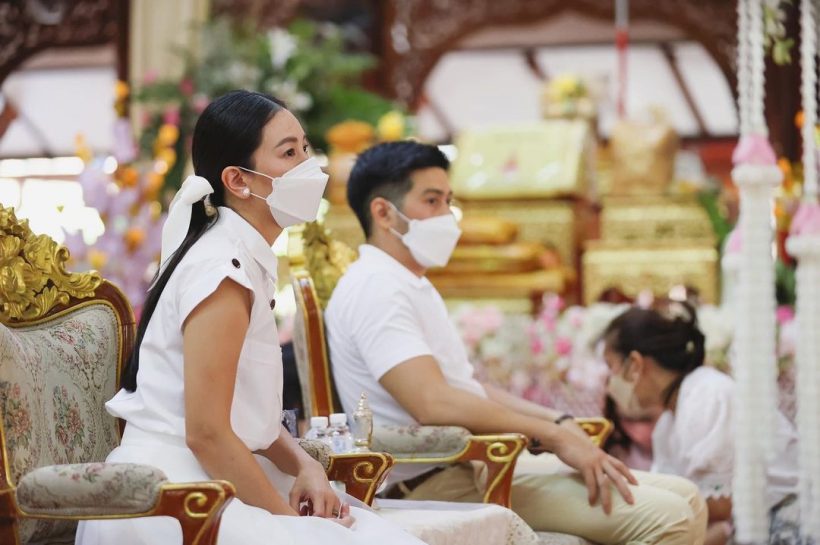 นุ่น - ต๊อด ควงคู่สร้างกุศลพากันทำบุญใหญ่ สุดอิ่มใจ 