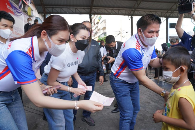 ฮือฮา! ดาราสาวโผล่ร่วมกิจกรรมกับธรรมนัส ตอบชัดเข้าสู่การเมือง?