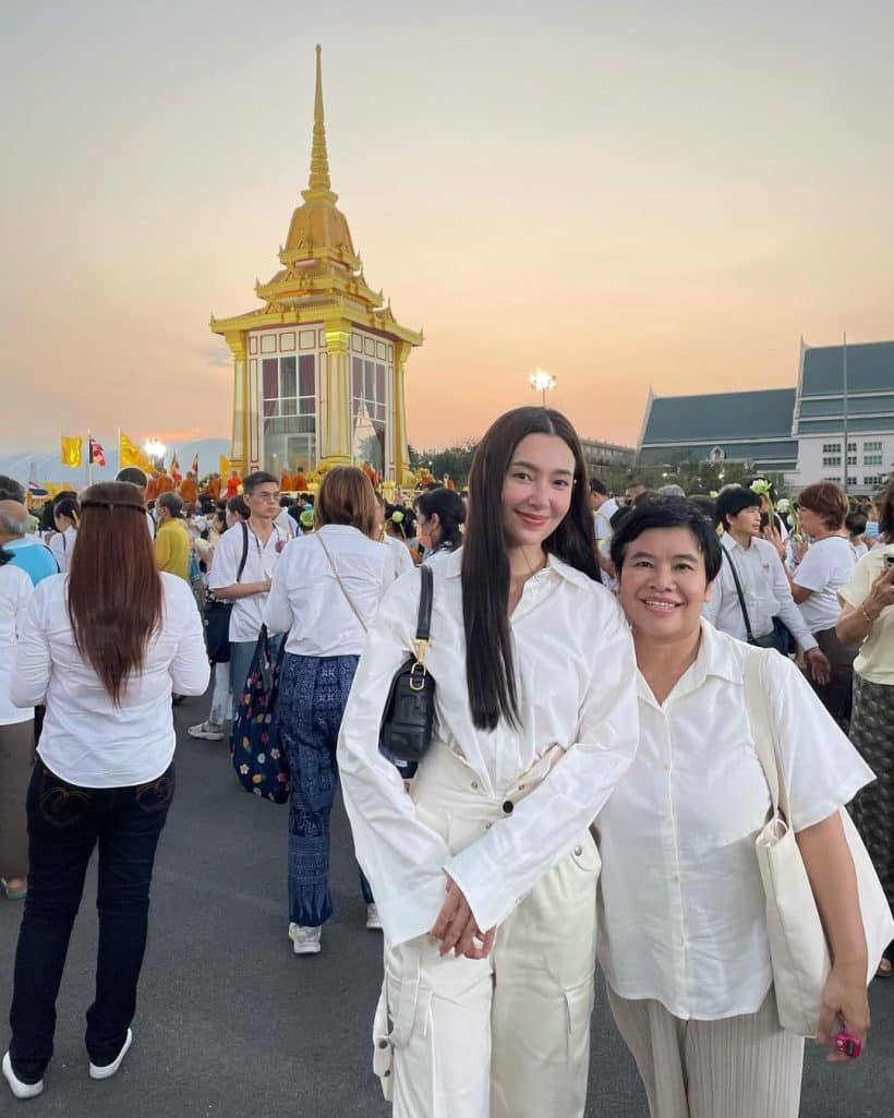 เบลล่า ราณี“ ไหว้พระบรมสารีริกธาตุ-พระอรหันตธาตุ