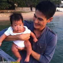 รับวันพ่อ กับ คุณพ่อ-คุณลูก คนดัง:: “น้ำ รพีภัทร - น้องโอเชี่ยน