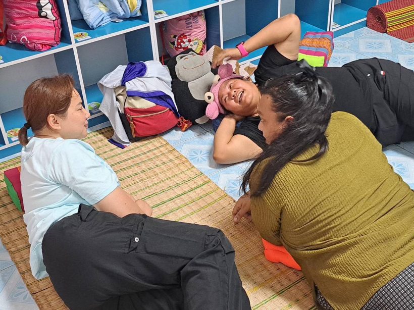 ชื่นชม บุ๋ม ปนัดดา ลุยตั้งโรงครัวแจกจ่ายแนวหน้ารักษาดินแดน