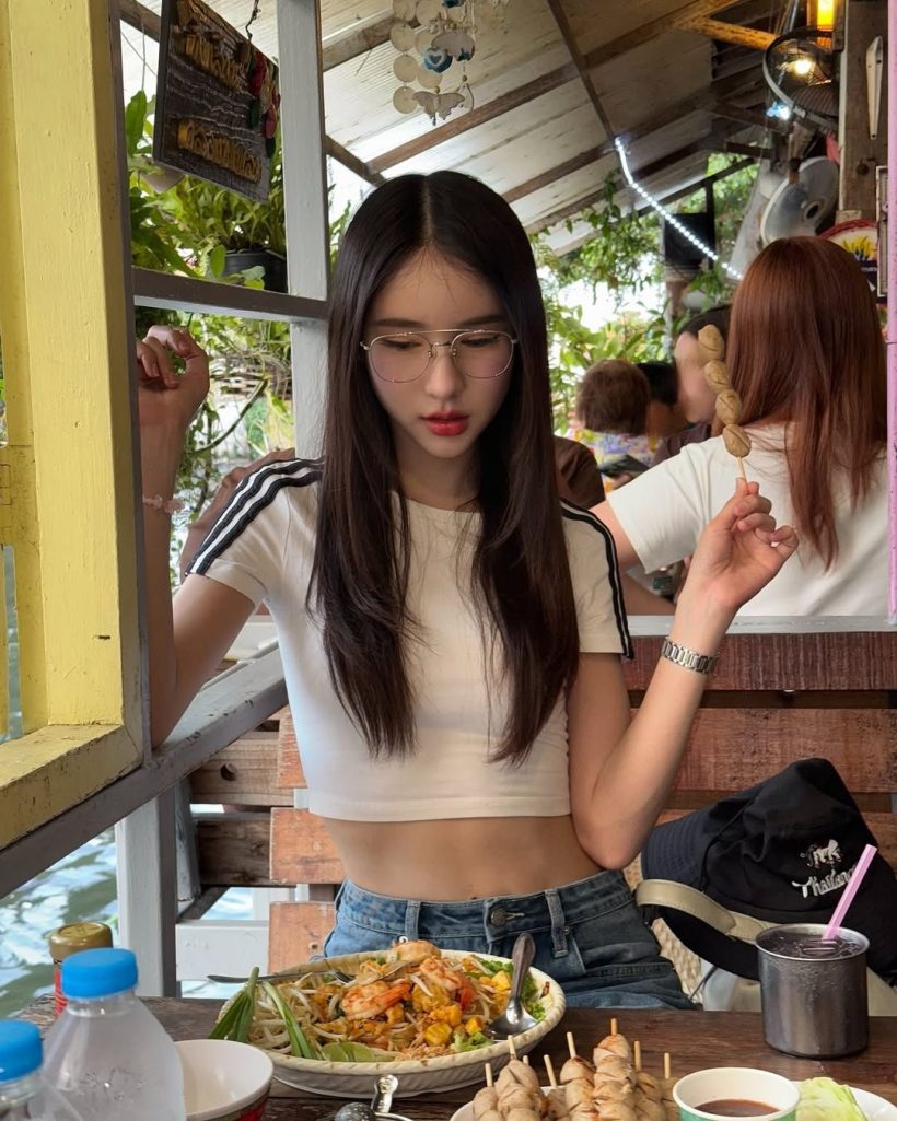คนสวยไม่โสดแล้ว! อุบเปิดตัววาสนาหนุ่มคนไหนเอ่ย....