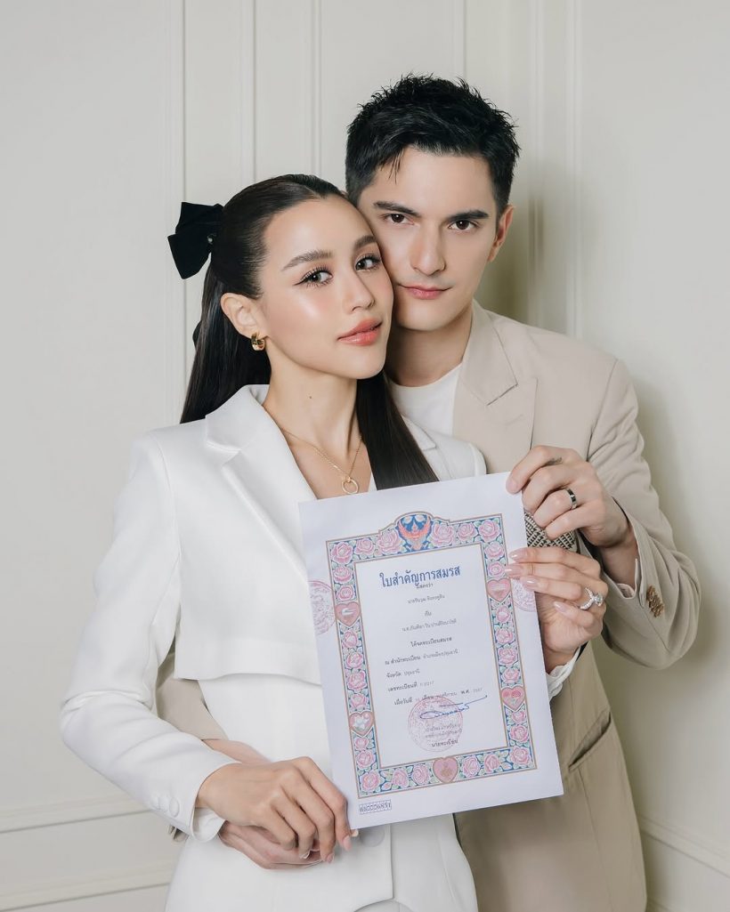ลุ้น!! คู่รักดาราตัวท็อปมีทายาท ไปร่วมงานแต่งตัวเอง