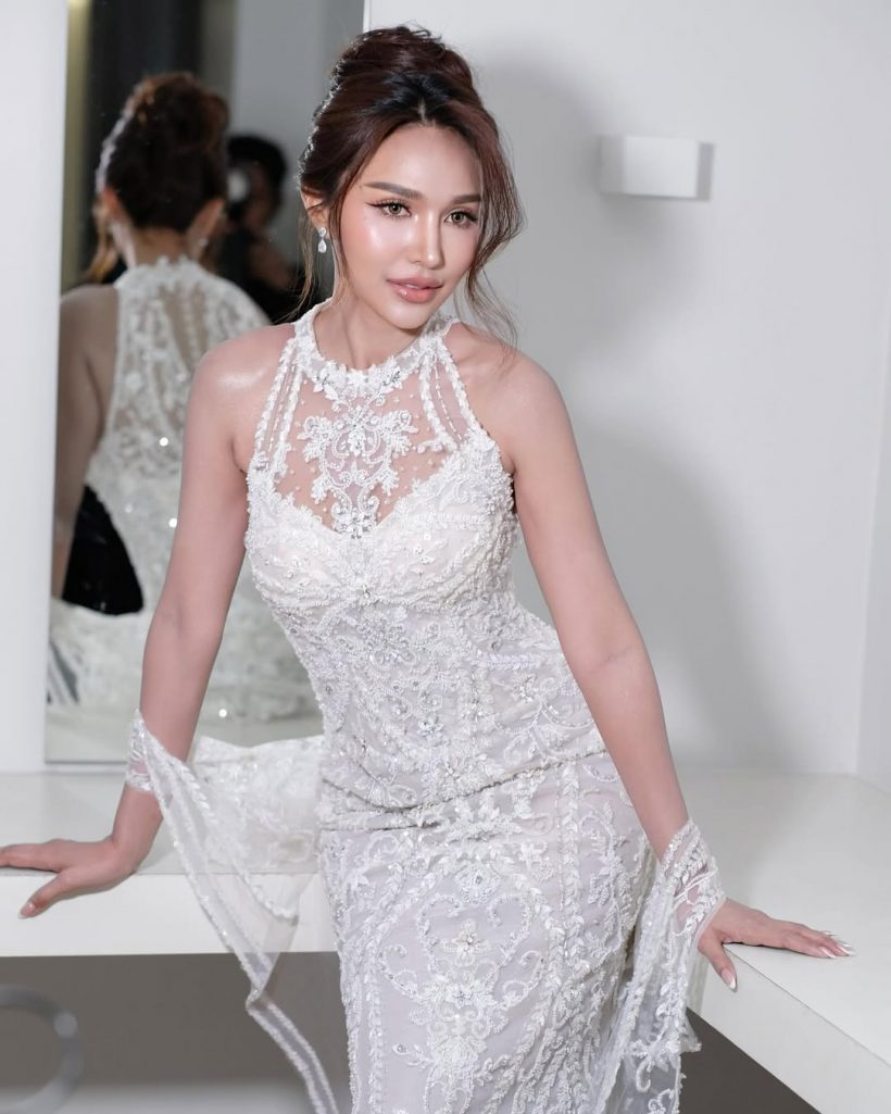ฮือฮามิสเเกรนด์คนดัง ลั่นระฆังวิวาห์ เจ้าบ่าวหอบสินสอด 39 ล้านสู่ขอ