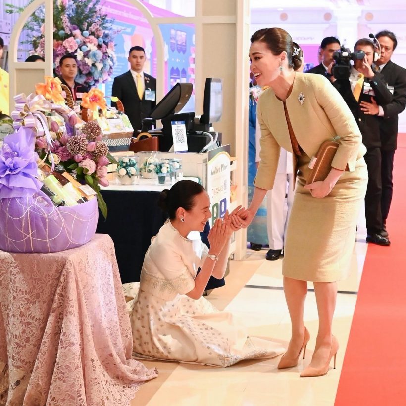 มาดามเเป้ง เเชร์ภาพสุดประทับใจ พระราชินีทรงเปี่ยมด้วยพระเมตตา