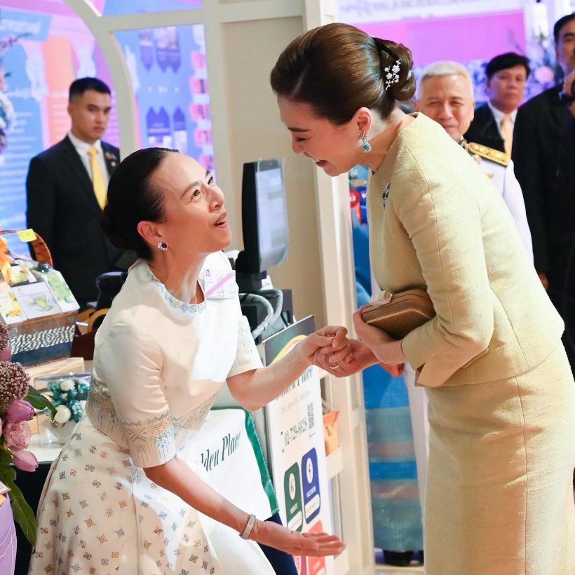 มาดามเเป้ง เเชร์ภาพสุดประทับใจ พระราชินีทรงเปี่ยมด้วยพระเมตตา