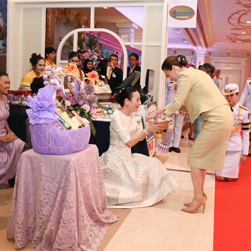 มาดามเเป้ง เเชร์ภาพสุดประทับใจ พระราชินีทรงเปี่ยมด้วยพระเมตตา