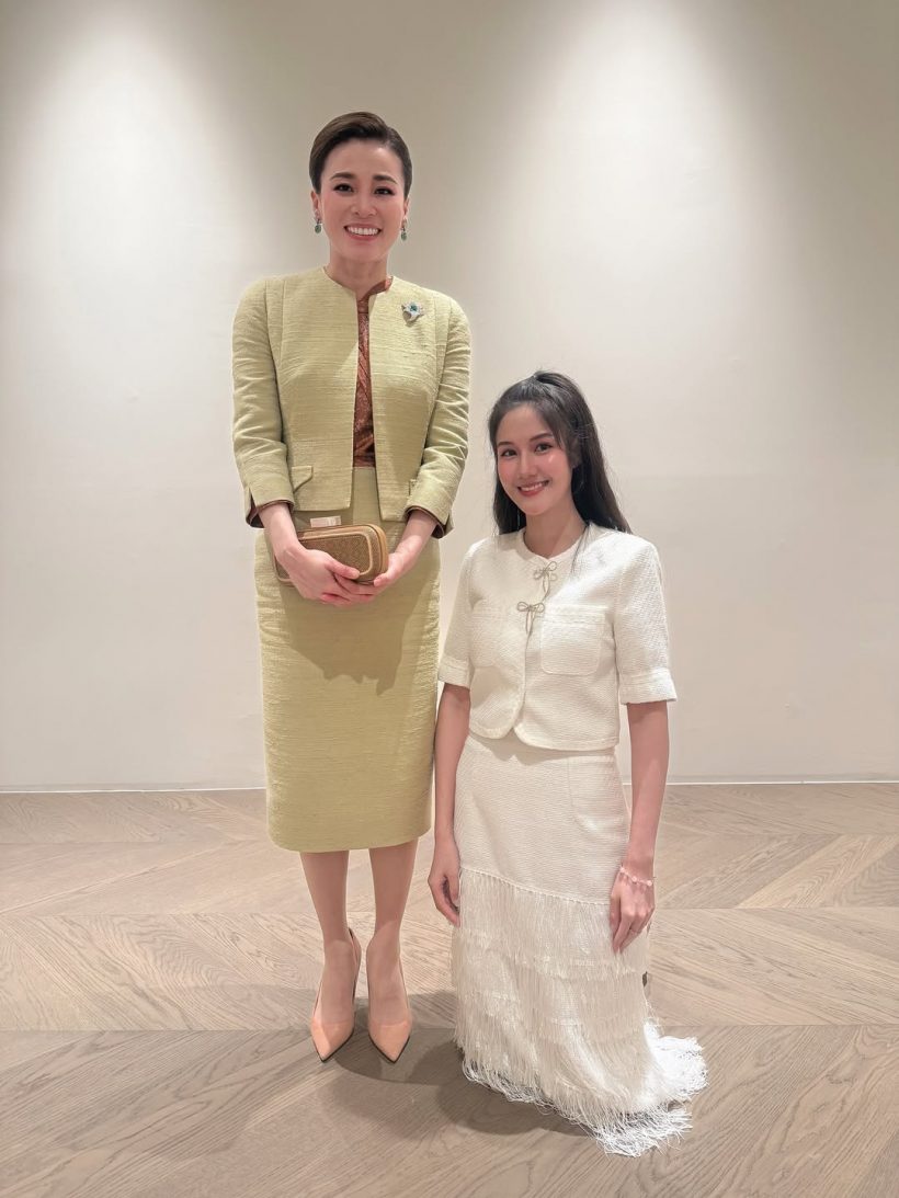 นักแสดงสาวท็อป ปลื้มปีติ เผยภาพเข้าเฝ้าฯ พระราชินี