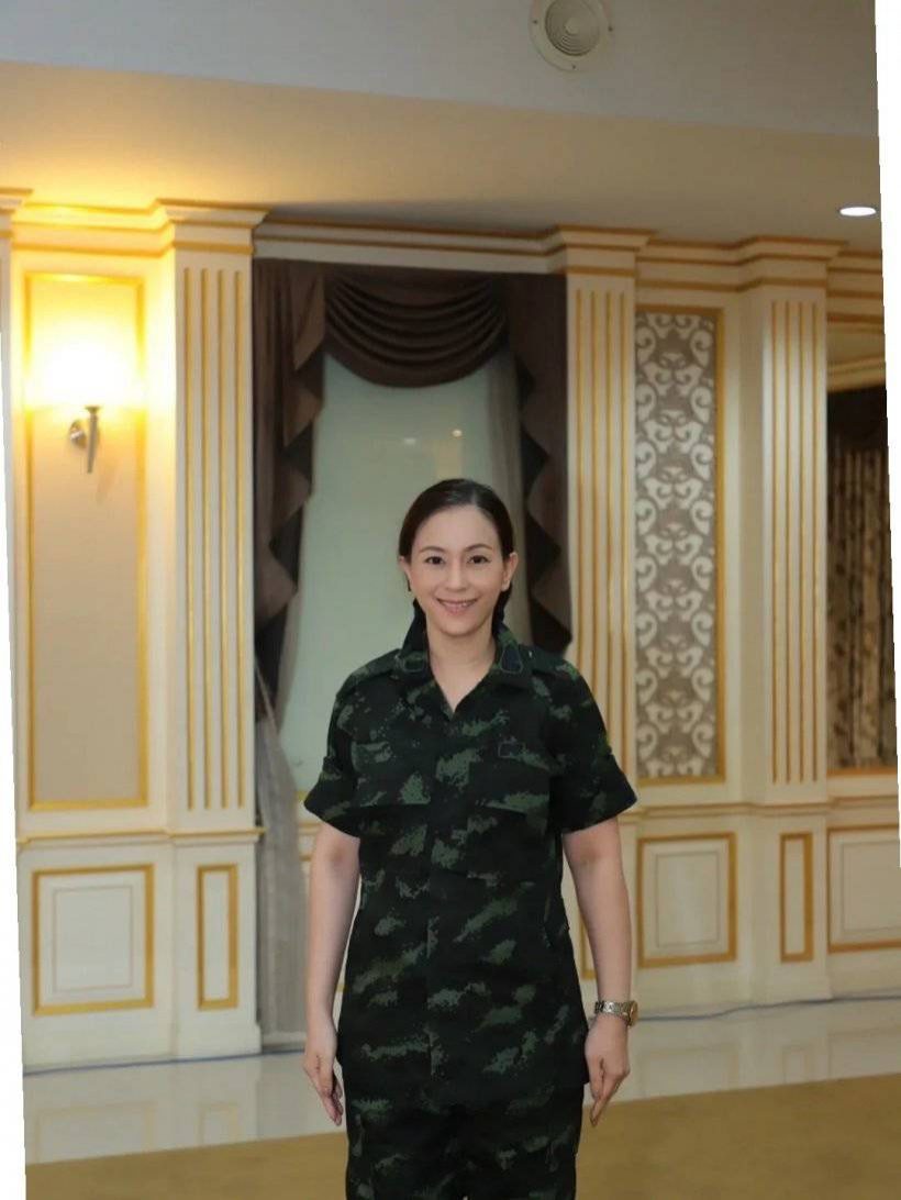 อัปเดตชีวิต โอ๋ ญดา อดีตนางเอกดัง ผันตัวสู่ชีวิตทหาร ติดยศ พันโทหญิง