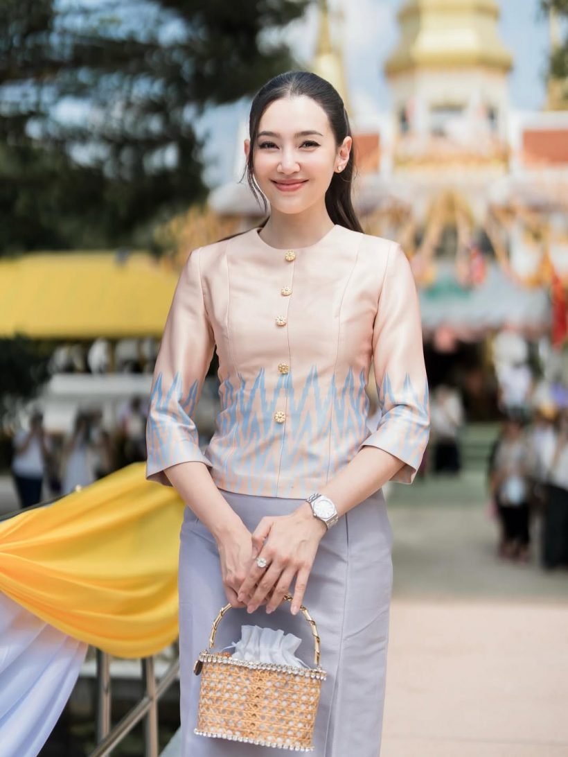 อึ้ง! ยอดกฐิน เบลล่า ราณี เเฟนคลับ-เพื่อนดาราเเห่อนุโมทนาบุญ