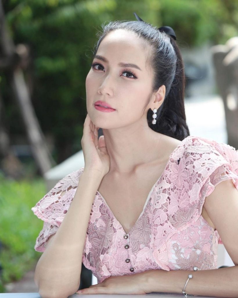 ดาราสาวชื่อดังคนนี้ เผยเจอแต่คำถามมาตลอดชีวิต ทำไมโสด?