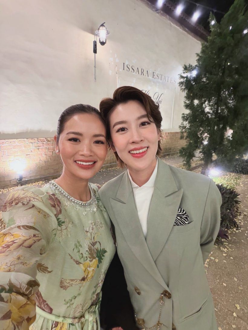 หวานเจี๊ยบ! เชียร์ ควง หมิว ออกงานคู่ ออร่าพุ่ง