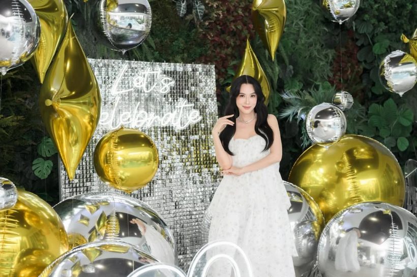 เปิดบ้านหรู หนุ่ม-เมย์ แค่มุมสระว่ายน้ำก็อลังตาแตกแล้ว