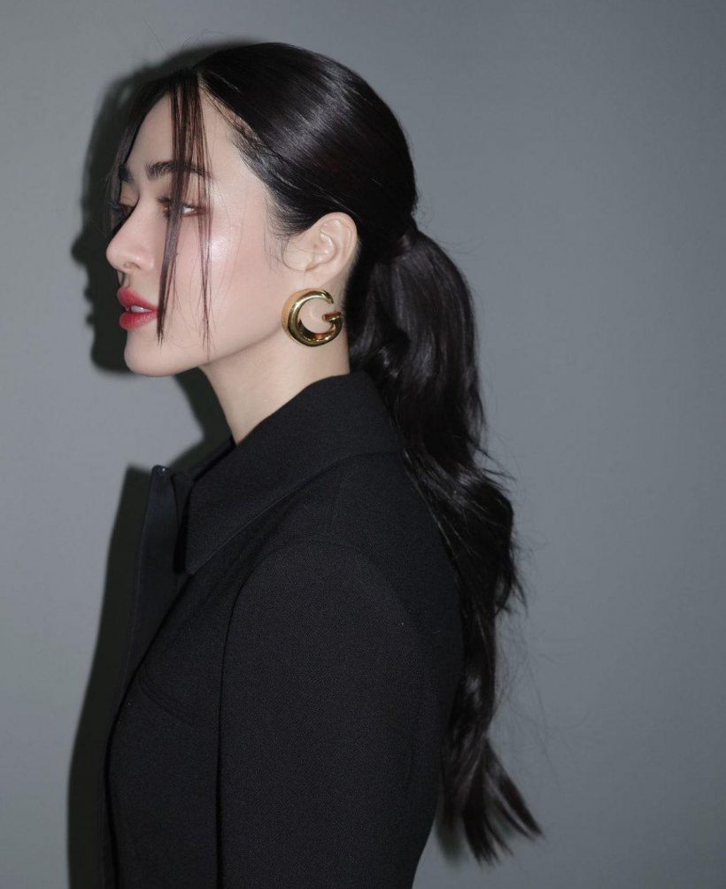 ซุปตาร์ฮ่องกงยุค90 โพสต์อวดลายเซ็นต์จากนางเอกไทยคนสวย