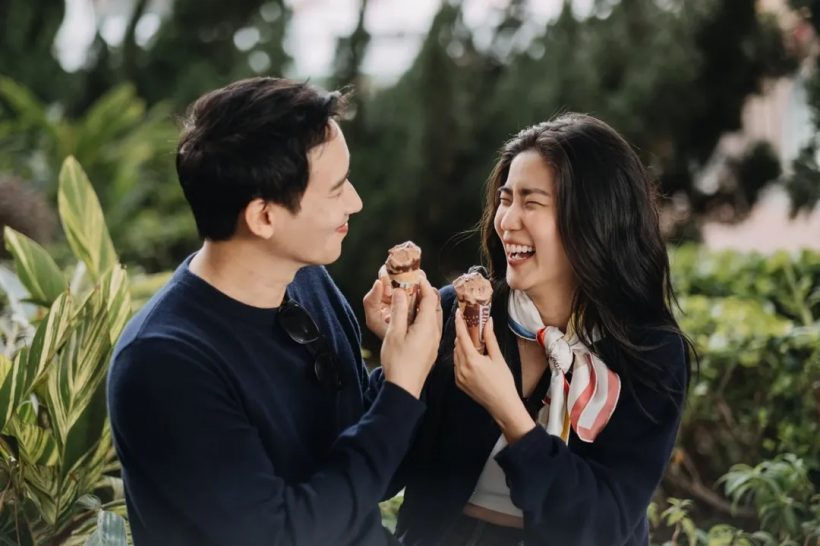 ทิม พิธา โหมดคลั่งรัก เปิดภาพคู่ก้อย หวานฉ่ำจนอยากบล็อค