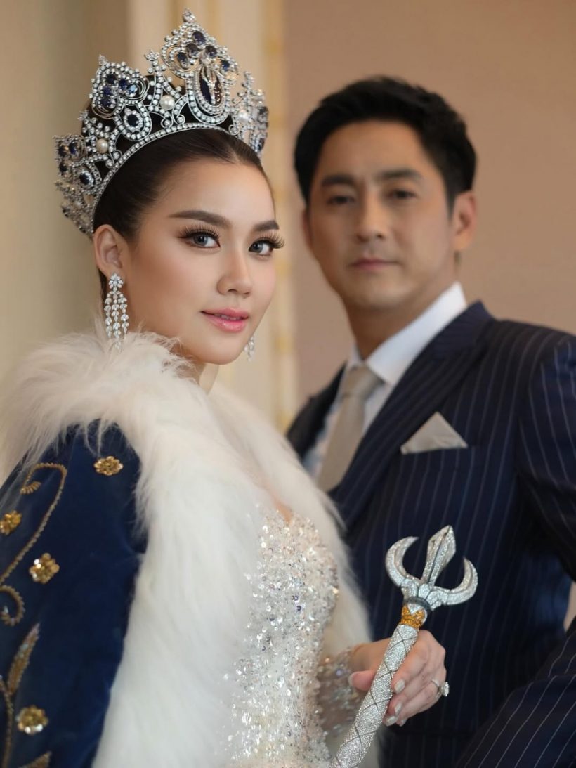 ดาราสาวควงสามีนักธุรกิจวิวาห์สุดยิ่งใหญ่ เรือนหออย่างกับวัง