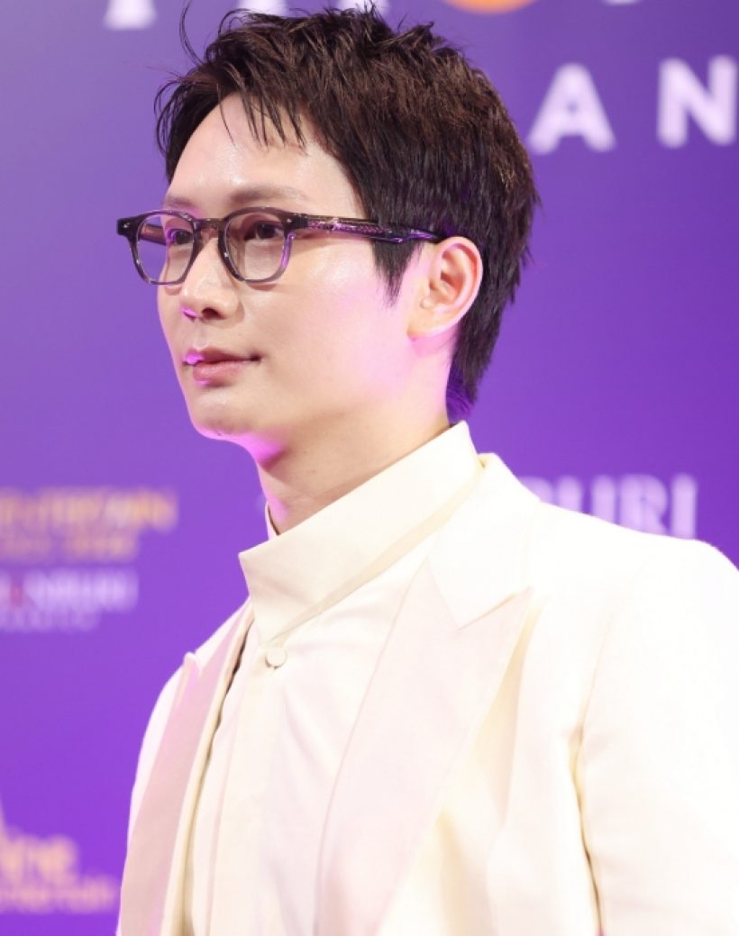 เขินฮอล์แตก!..ไอซ์ซึคว้ารางวัลใหญ่ พร้อมขอบคุณคนรักผ่านจอ