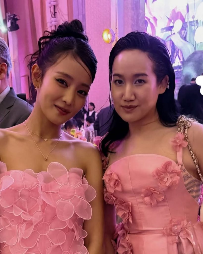 ซุปตาร์ดังโผล่ร้องเพลงอวยพร แทน-พราว แขกเซอร์ไพรส์ทั้งงาน