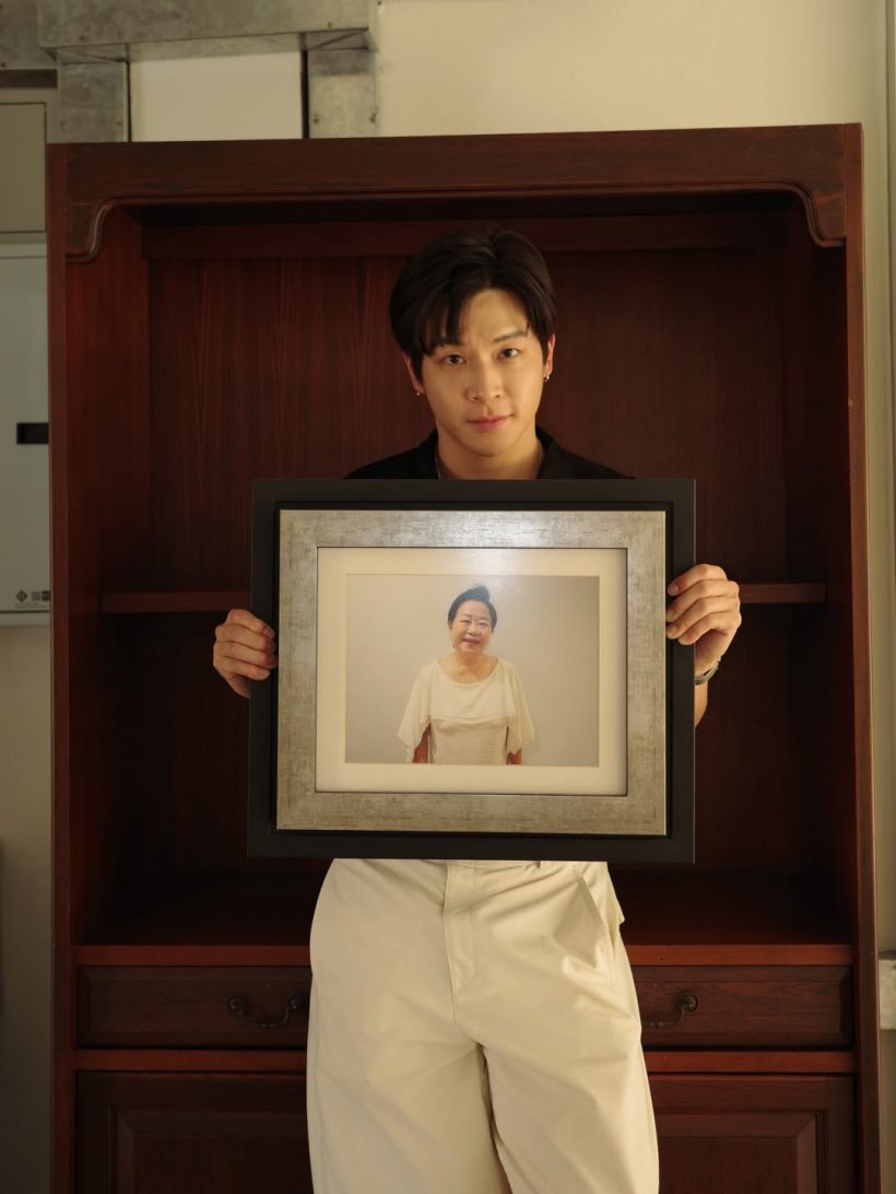 พระเอกดัง อวดโฉมออฟฟิศหรู สวยจนอยากให้คนบนฟ้าเห็น